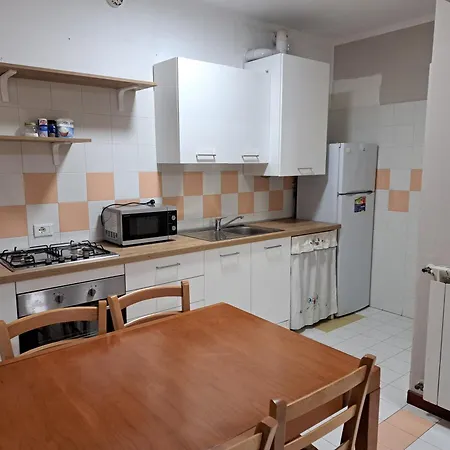 アパート Casa Paradiso マッサ